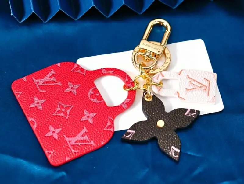 louis vuitton lv key holder and boucle de sac s_1233a0a1